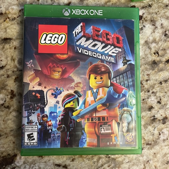 Assorted xbox one games. - Picture 5 of 8